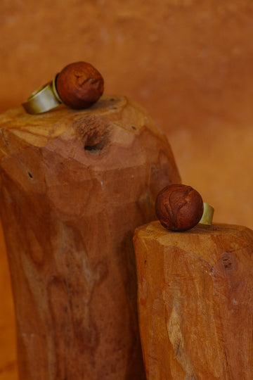 Anel Esfera Esculpido