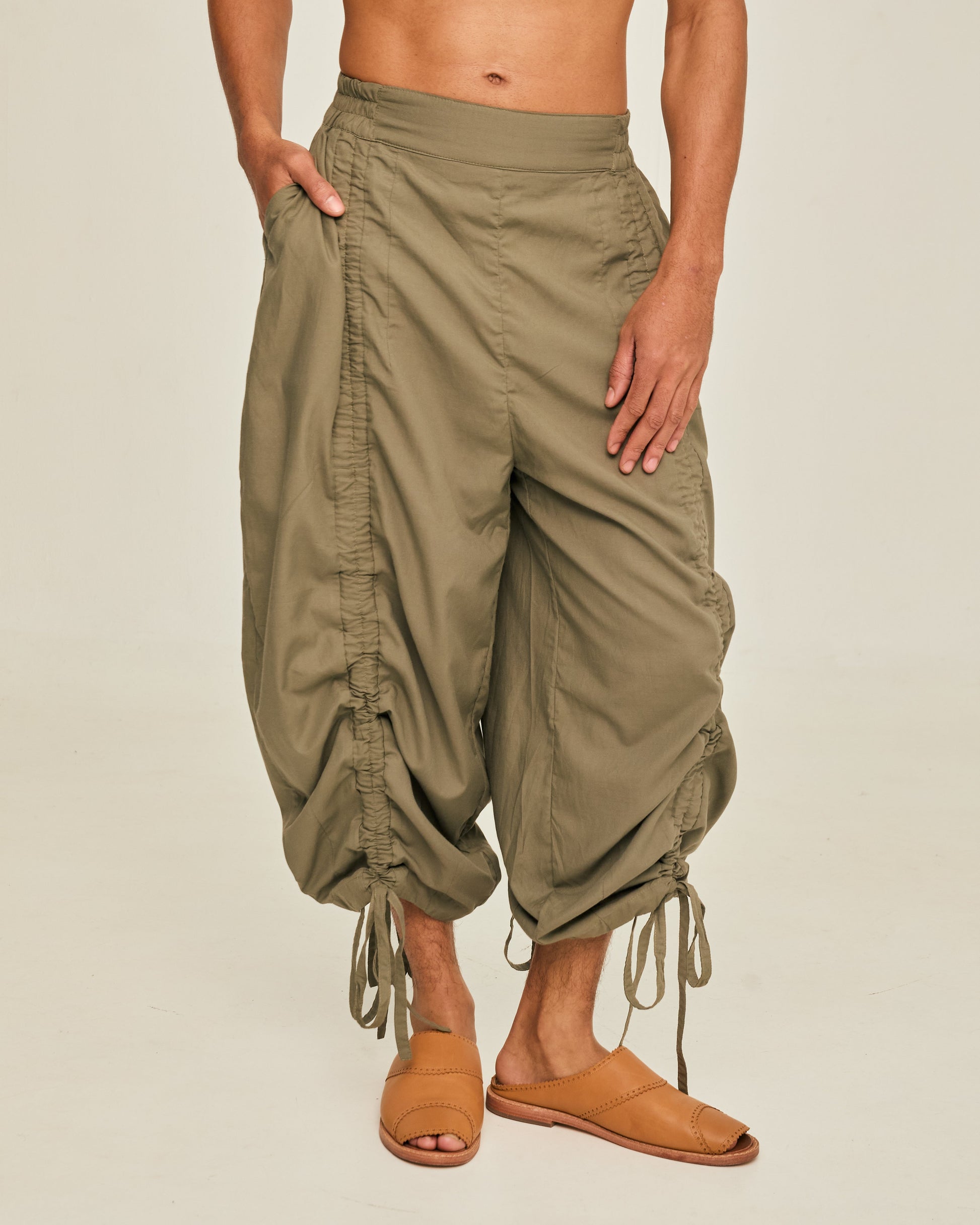 Calça Edson Floresta 01