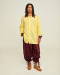 Look Calça Edson Ametista com Camisa Dimitrius Amanteigada