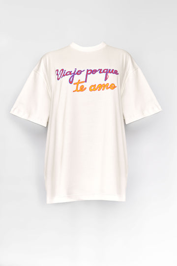 Camiseta Viajo Porque Te Amo