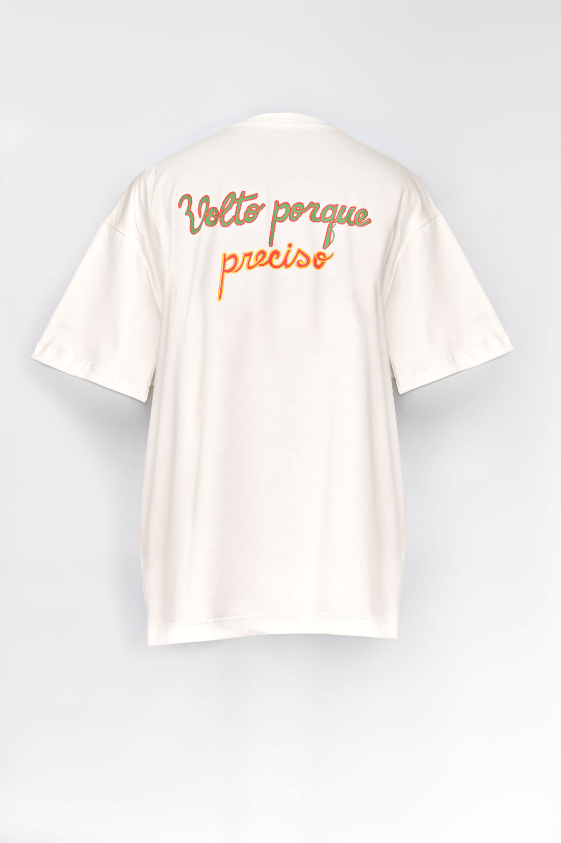 Camiseta Viajo Porque Te Amo