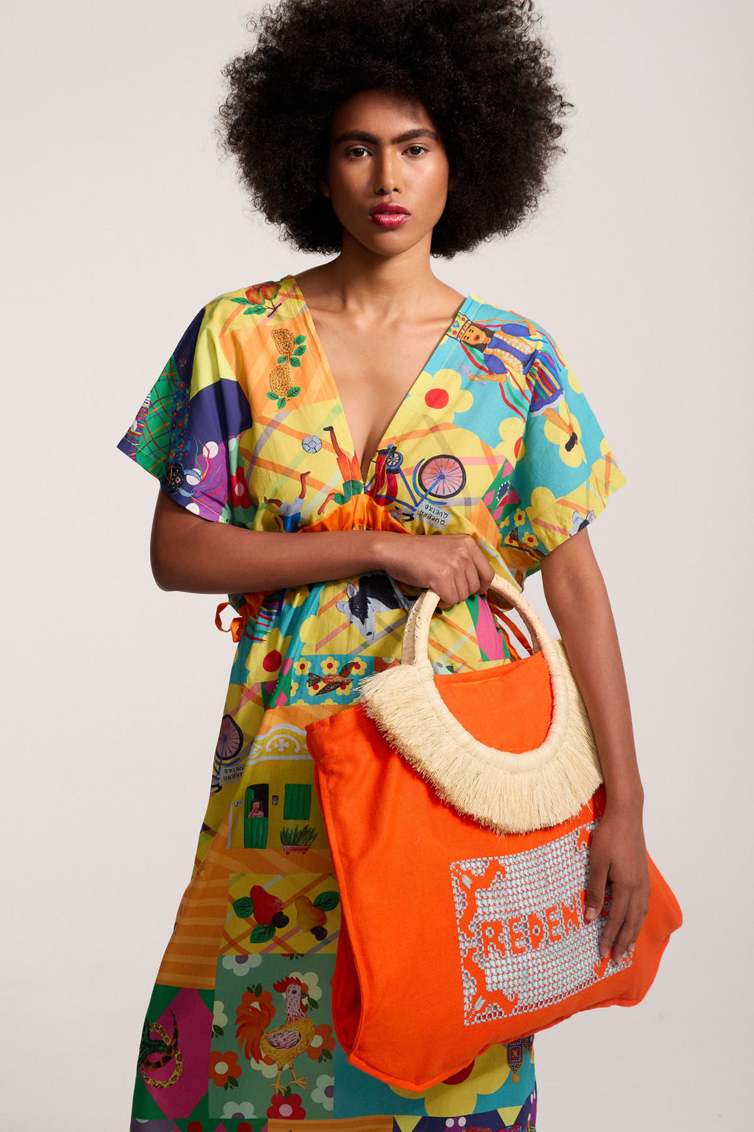 Bolsa Leque Bordada Redendê